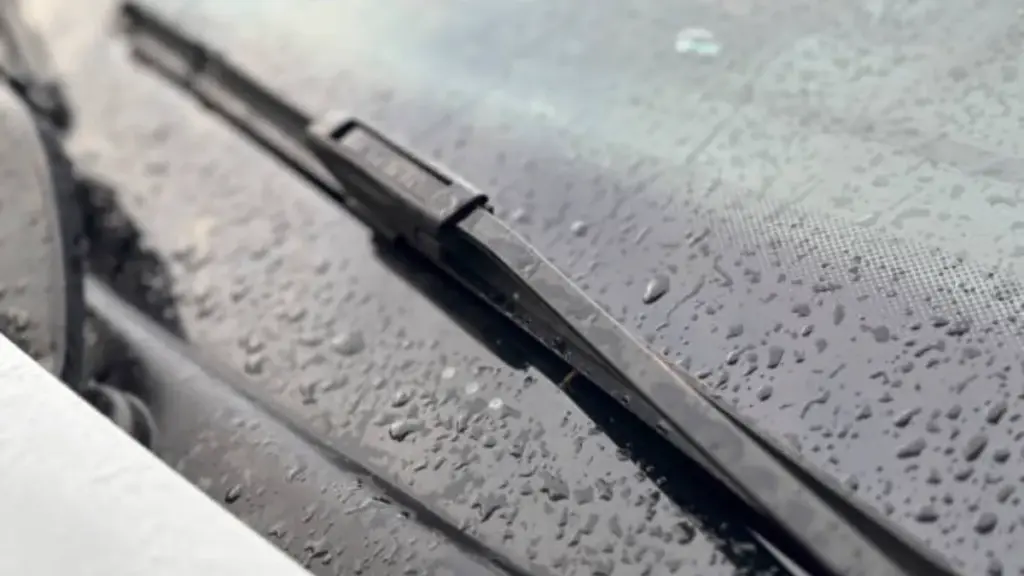 What kind of windshield washer fluid should I use with my wiper blades