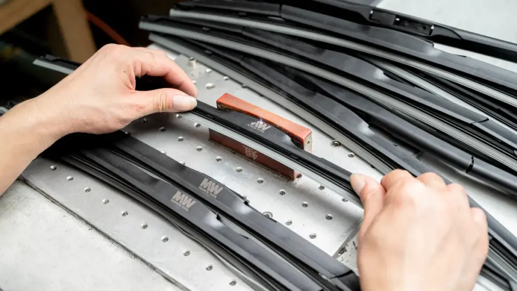 china custom wiper blade manufacturer