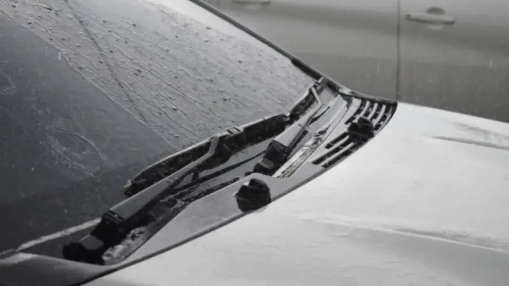 what are hybrid wiper blades